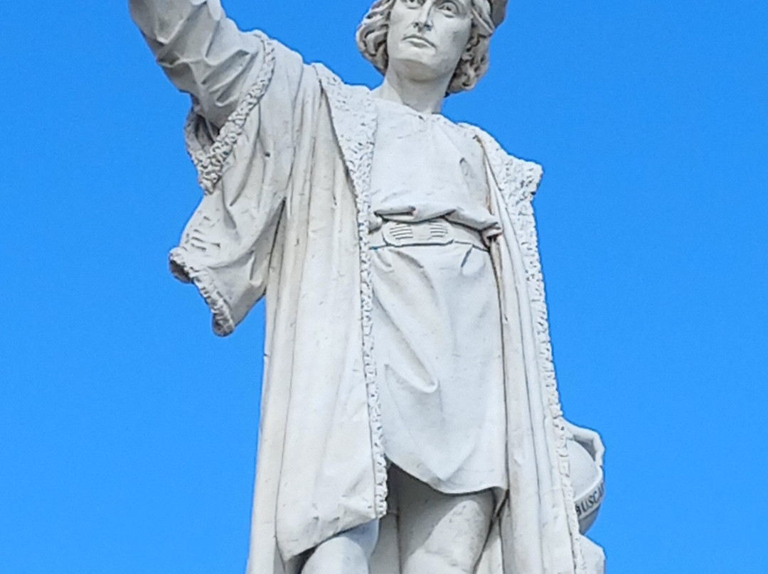 Monumento A Cristoforo Colombo-圣马尔盖里塔利古雷必去景点