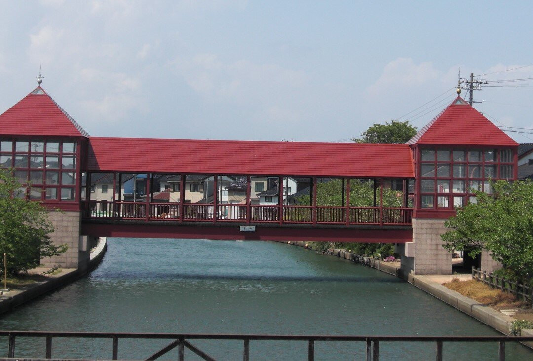 Uchi River景点图片