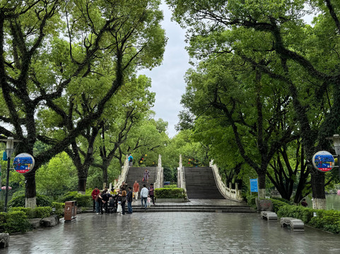榕杉湖景区-桂林市必去景点