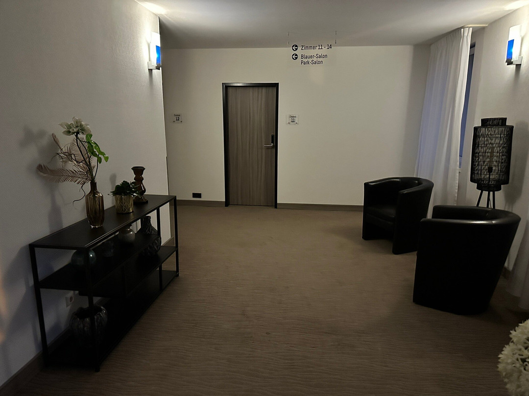 Bernstein Salzland Center主图