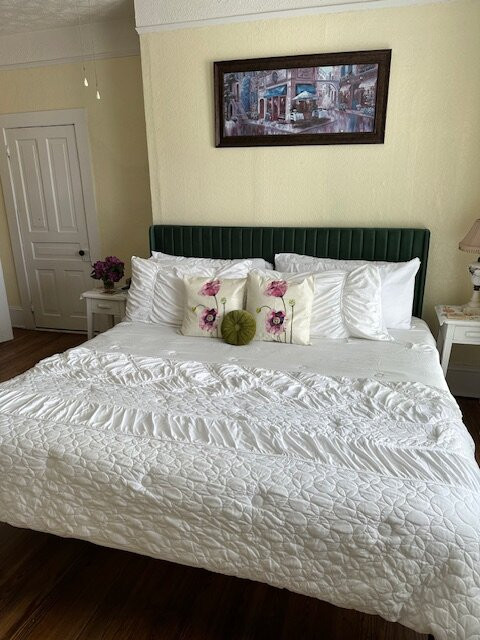 The Charleston Inn主图