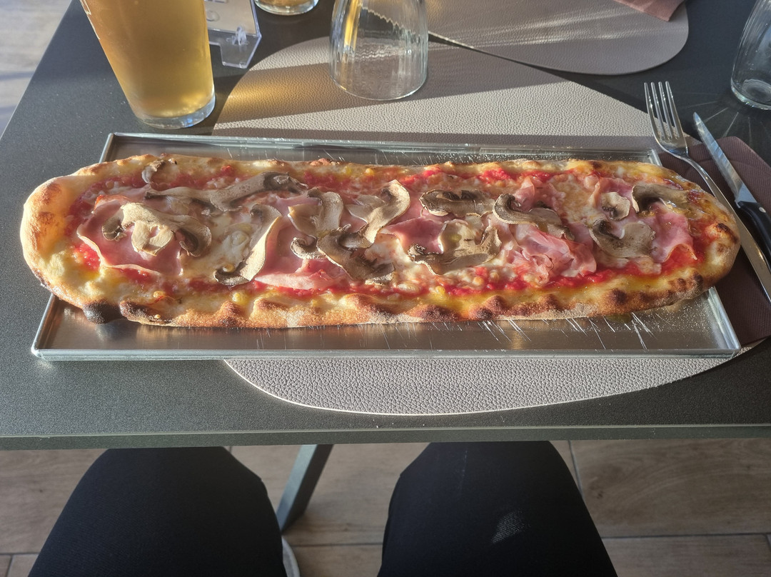 Essenza Pizzeria