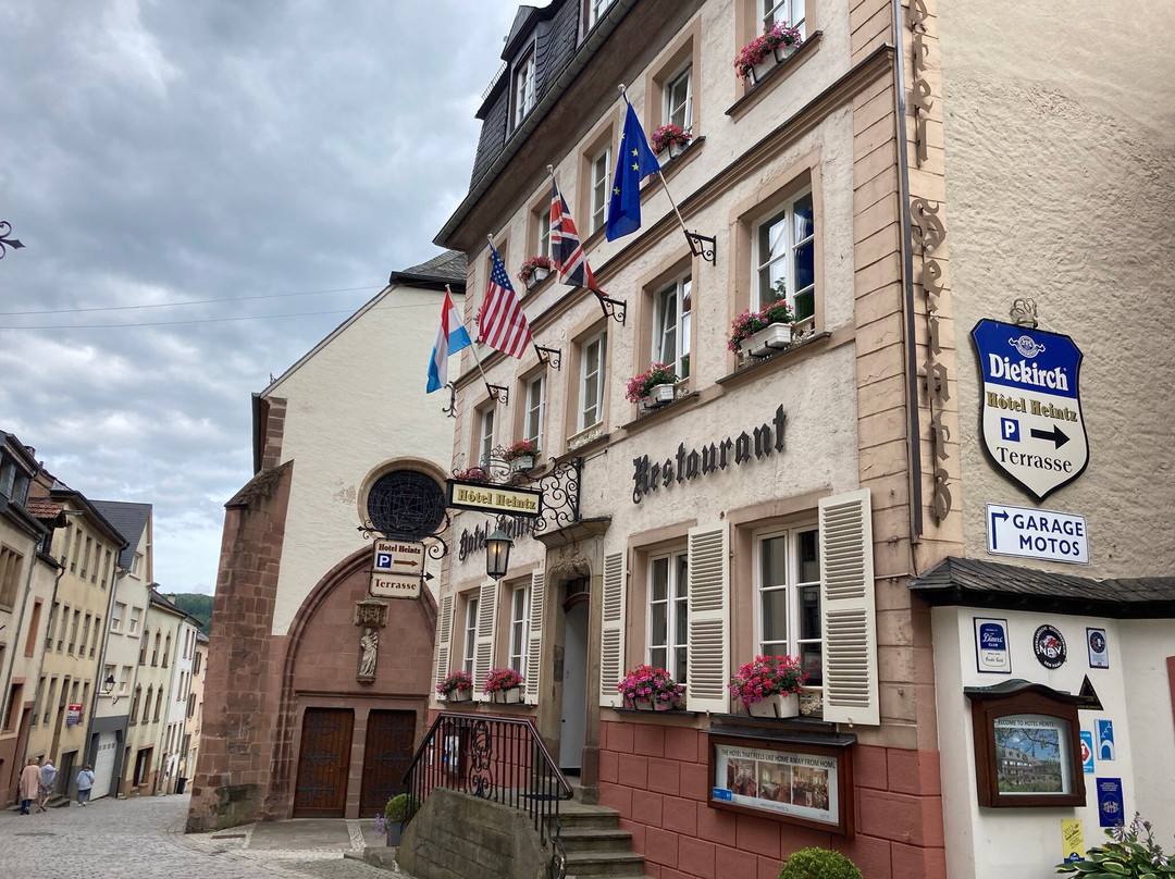 海因茨酒店主图