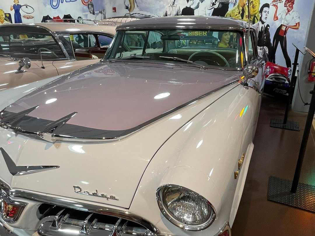 Dauer Museum Of Classic Cars-森赖斯必去景点