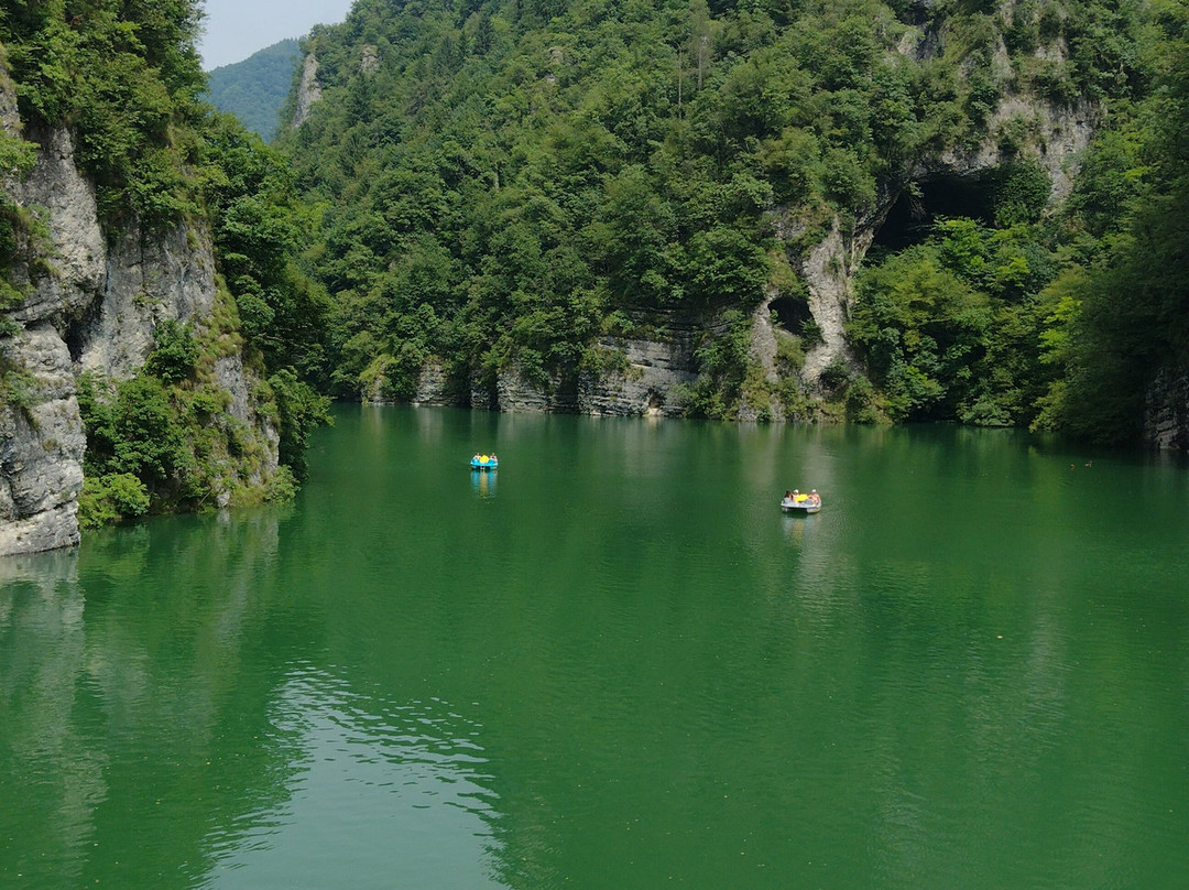 Lago di Corlo景点图片