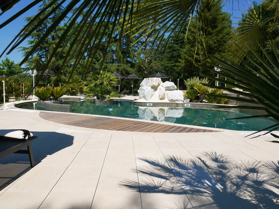 卡米亚克城堡酒店主图