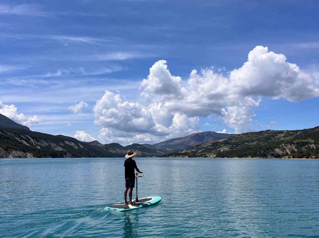Lake Surfer景点图片