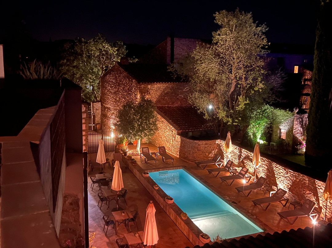 Hotel Monells Summum主图