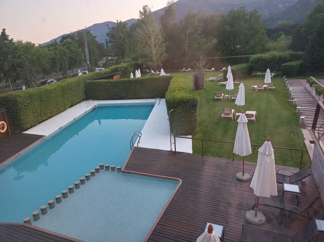 毕斯卡斯大地酒店主图