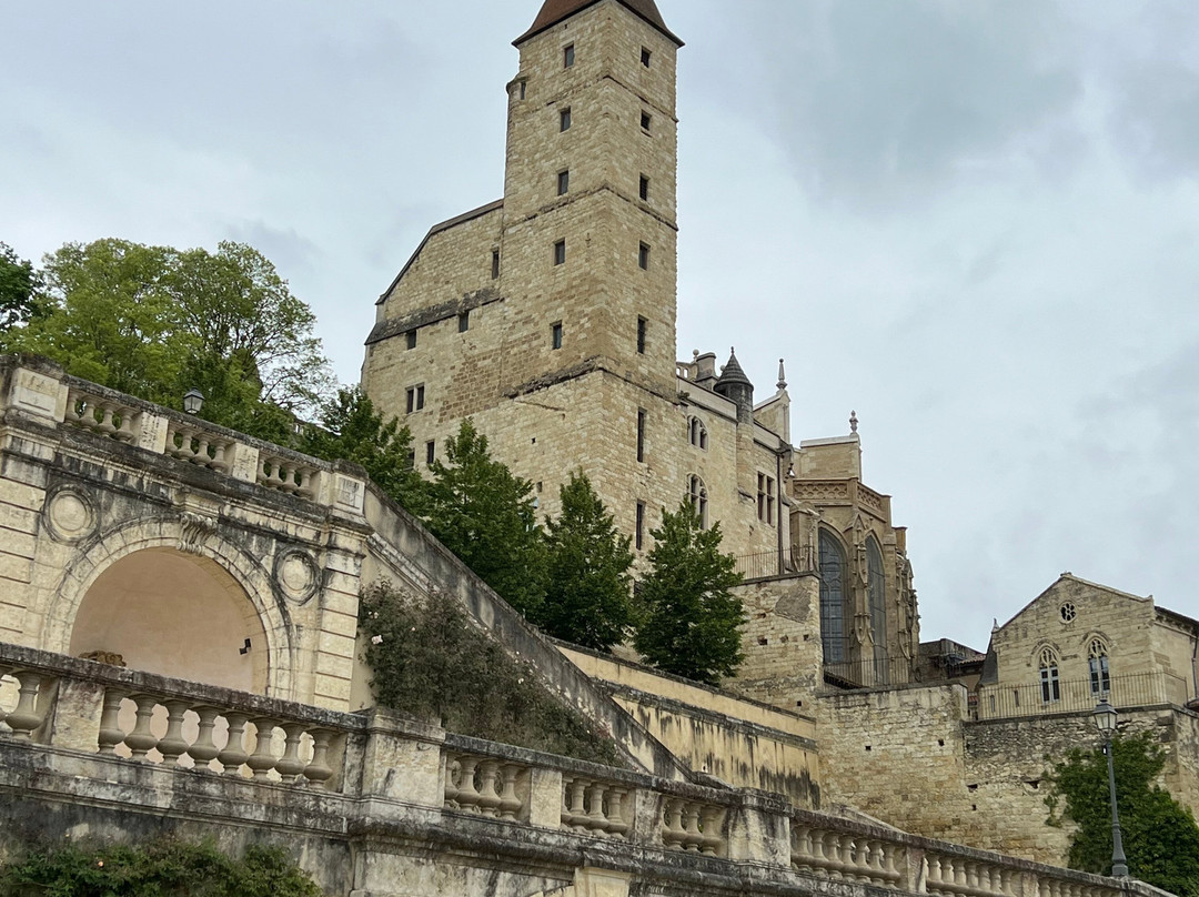 Escalier Monumental-Auch City必去景点