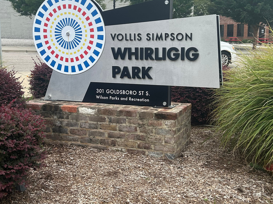 Vollis Simpson Whirligig Park景点图片