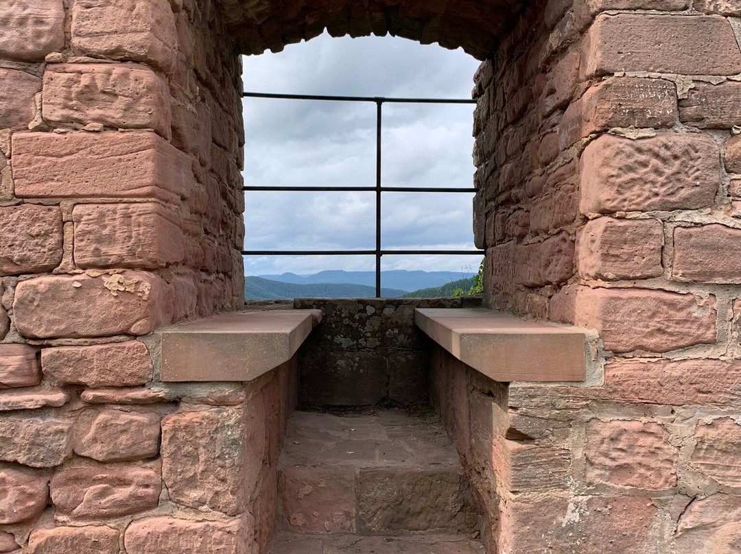 Burgruine Lindelbrunn-Vorderweidenthal必去景点