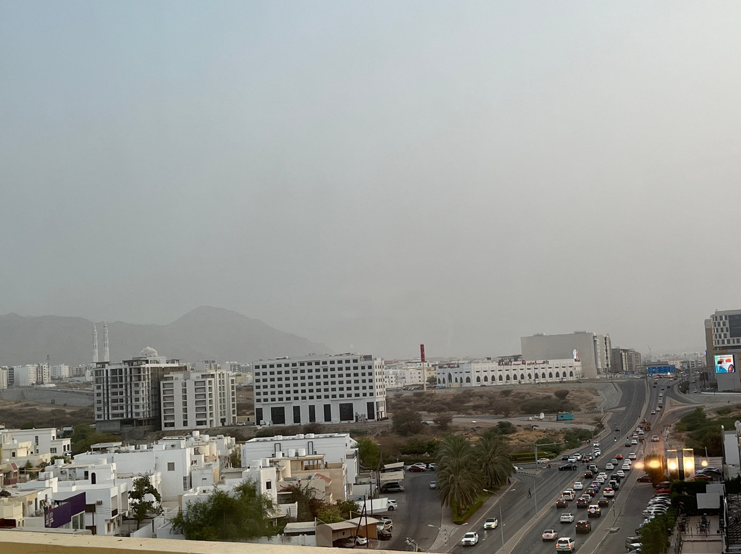 宜必思马斯喀特酒店主图