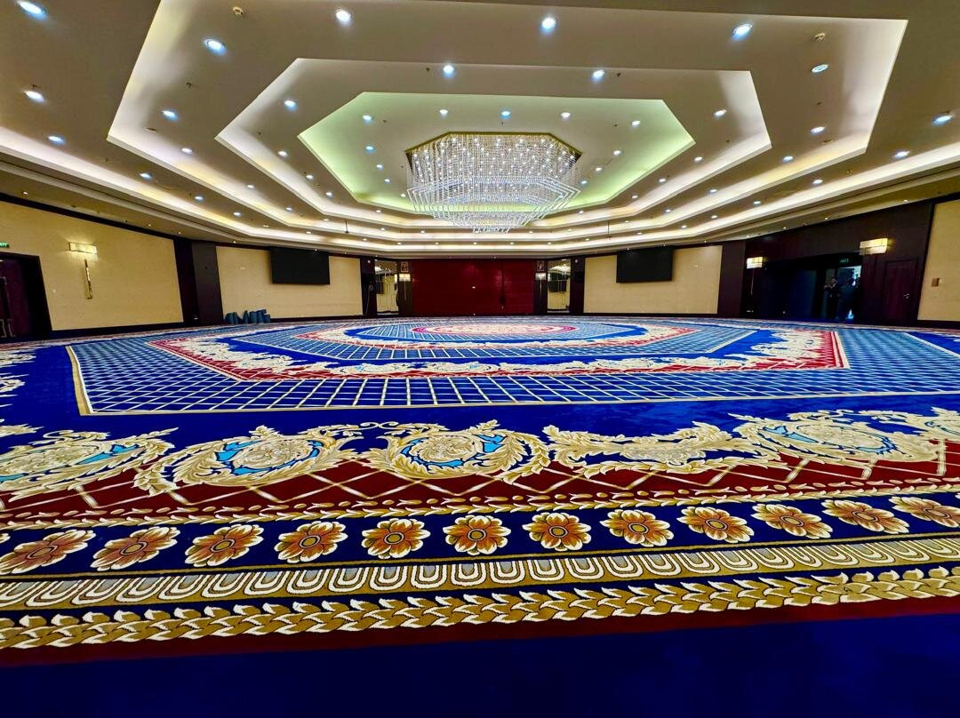 Parsian Azadi  Hotel