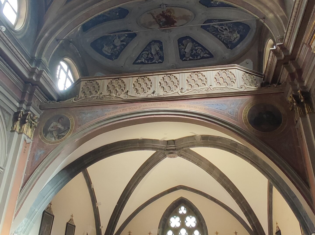 Collegiata di Saint-Gilles-Verres必去景点