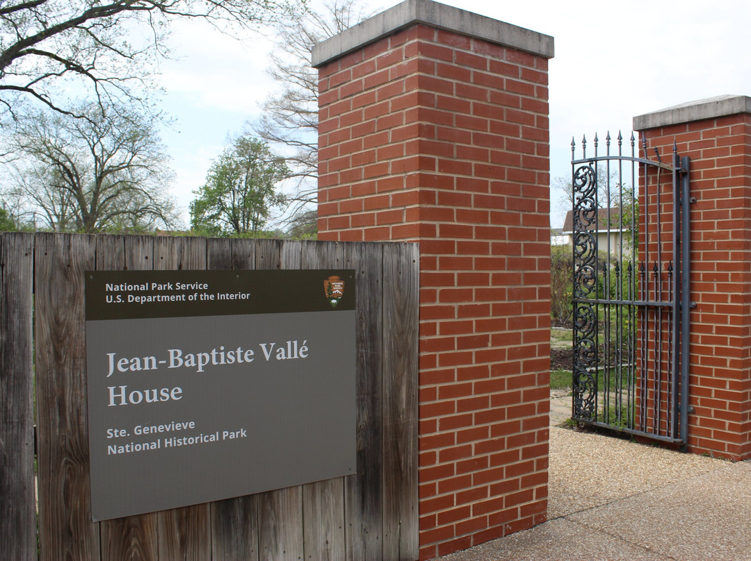 Jean-baptiste Valley House景点图片