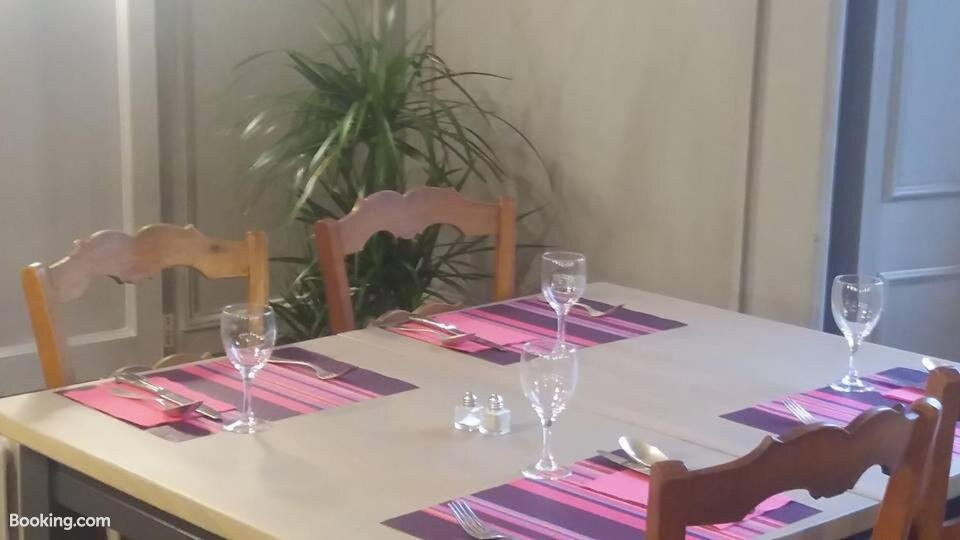 Le Pont D'abense Uhaltia主图