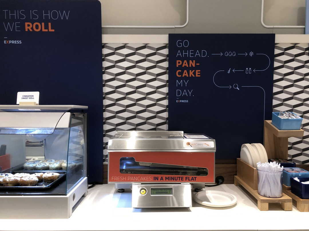 Holiday Inn Express & Suites Sturbridge by IHG主图