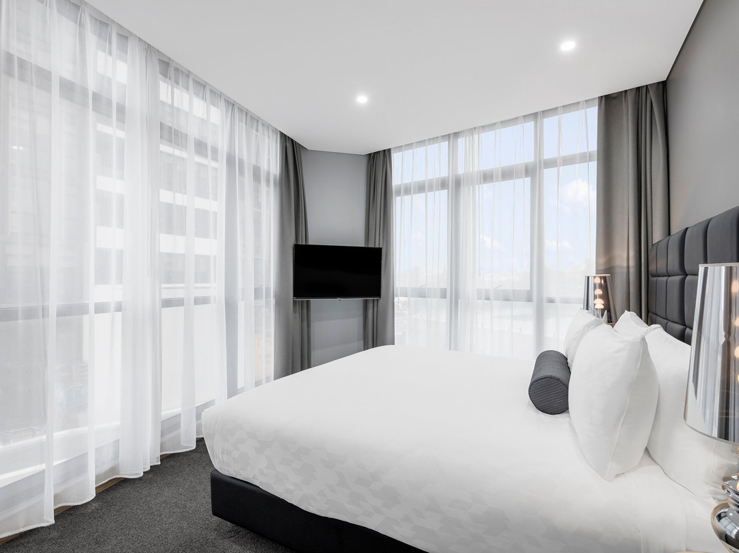 美利通套房酒店-帕拉马塔教堂街主图