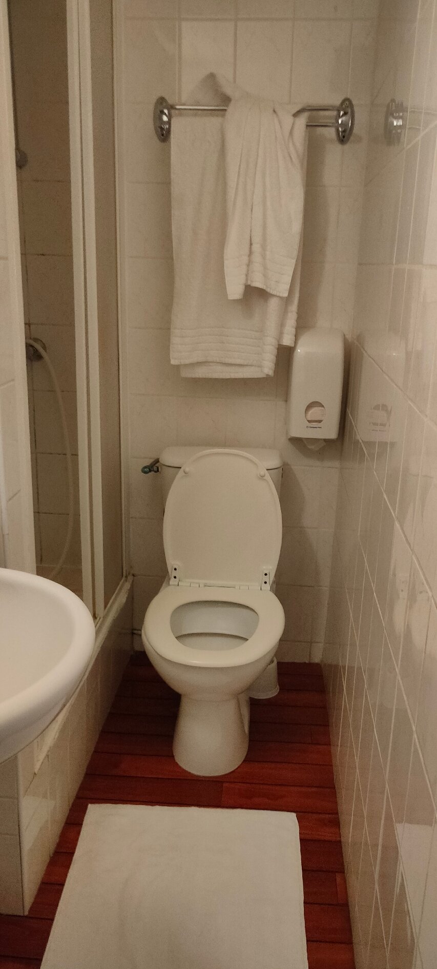 Hotel Les Negociants-官方