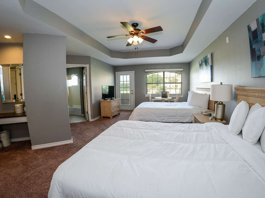 Tanglewood Resort on Lake Texoma主图