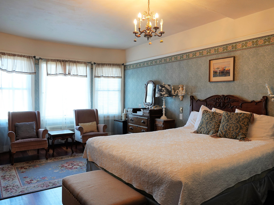 Port Costa酒店住宿-联合酒店