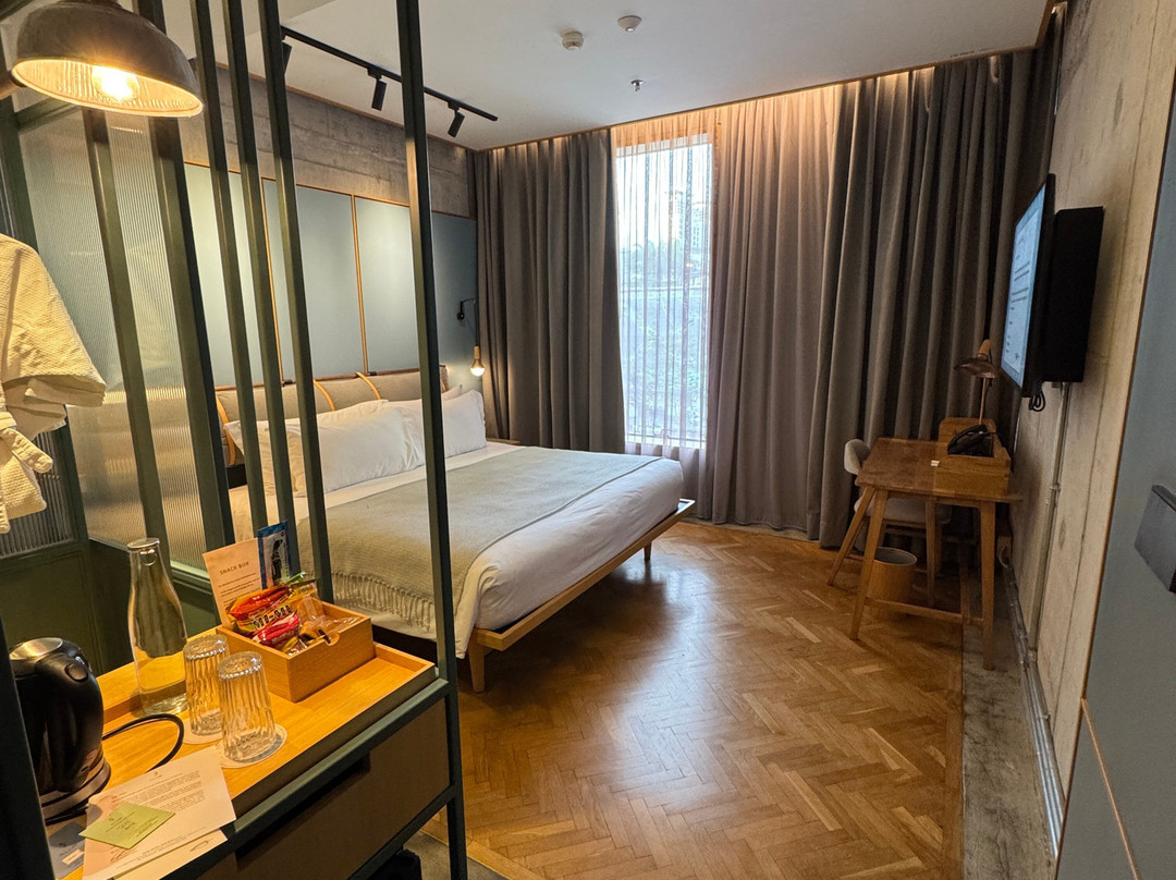 KLoe Hotel主图