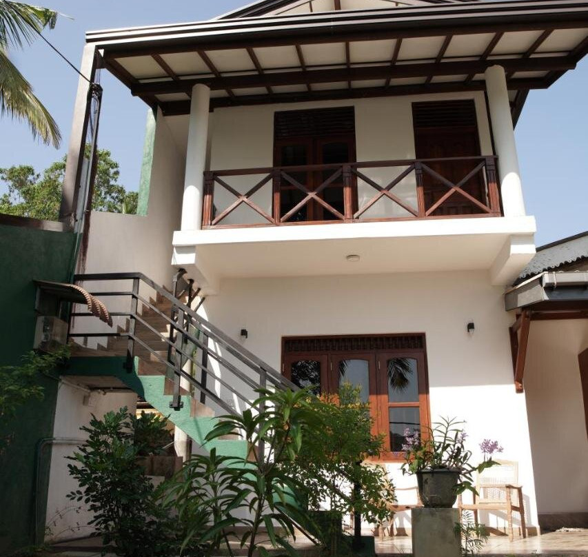 Surf Nest Hiriketiya