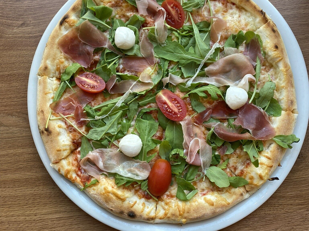 Taverna - Restaurant & Pizzeria