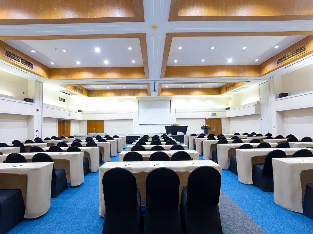 品尼高大乔木提恩度假村主图