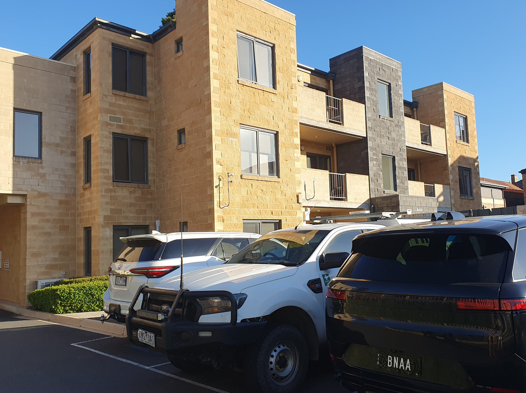 瓦南布尔探索酒店主图