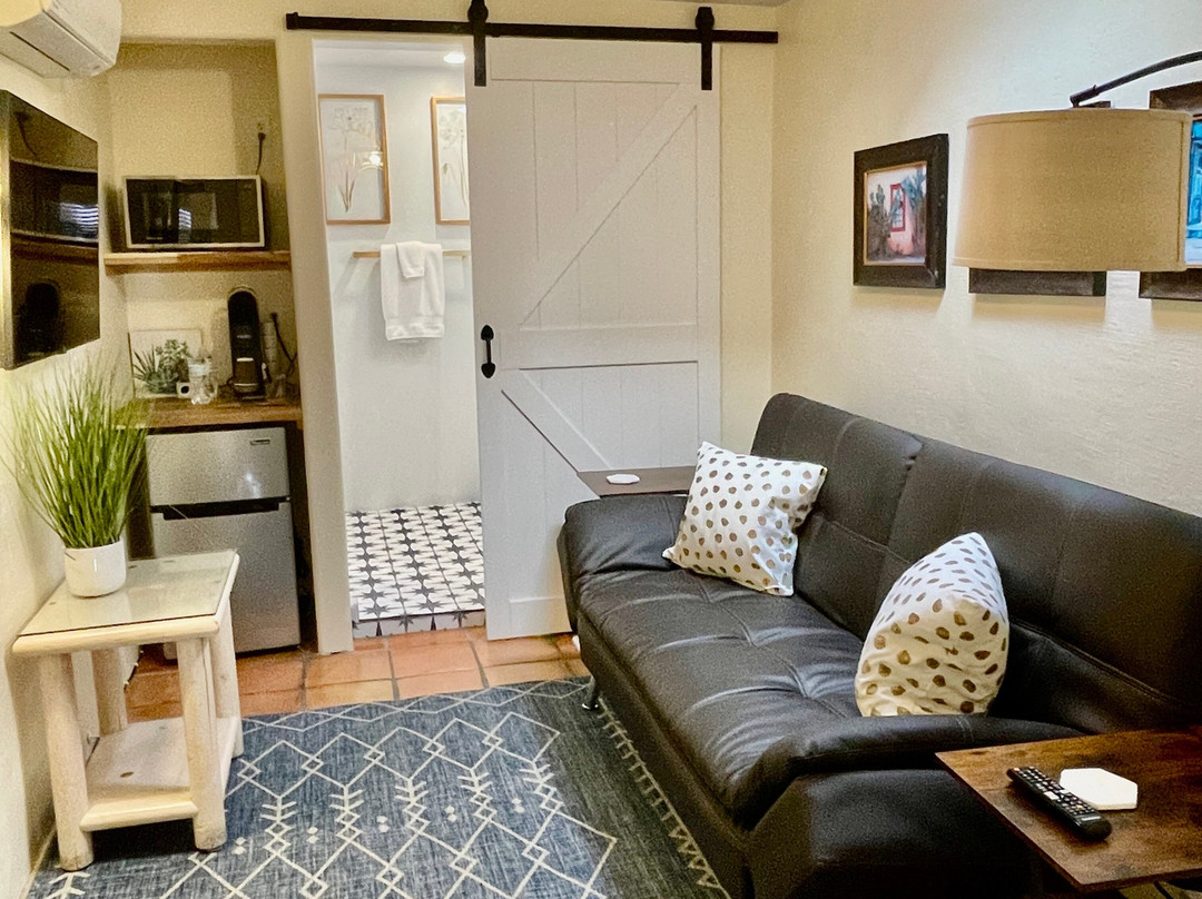 Adobe Rose Inn主图