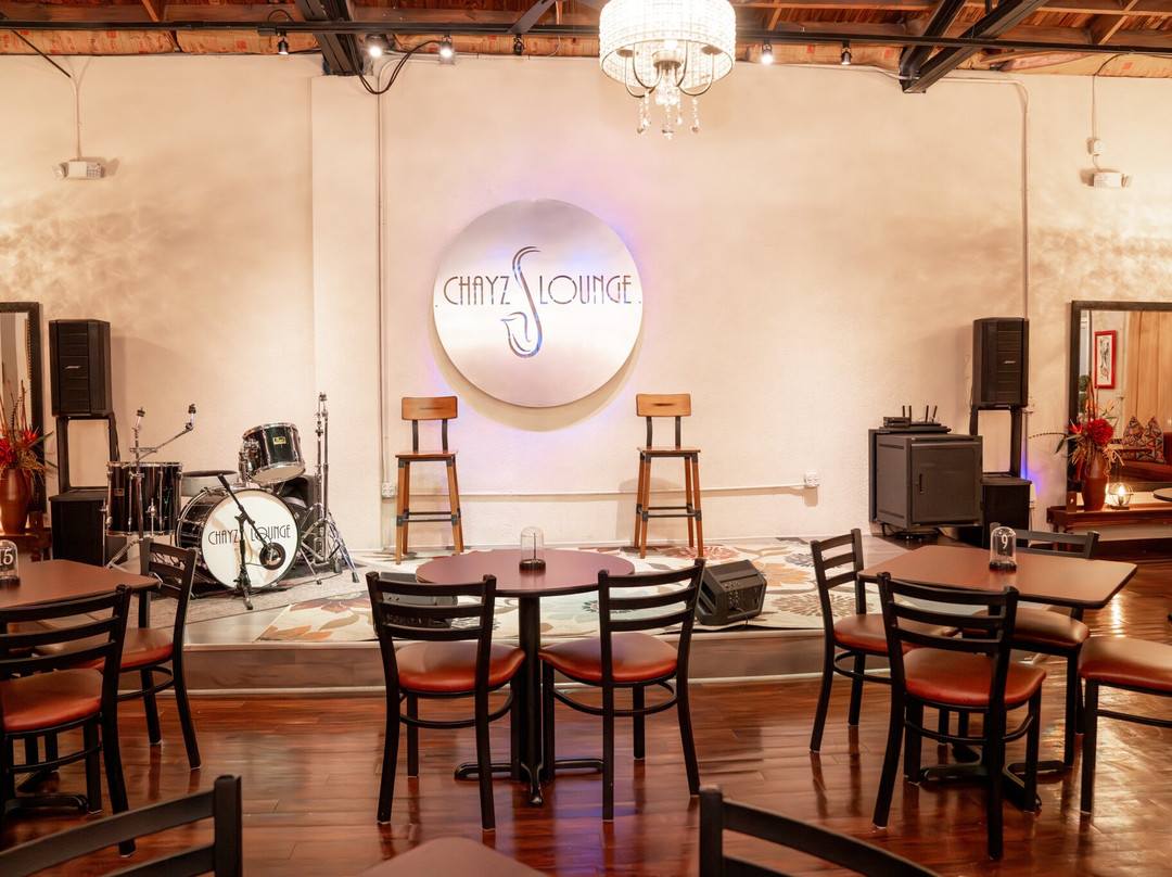 Chayz Lounge-West Columbia必去景点