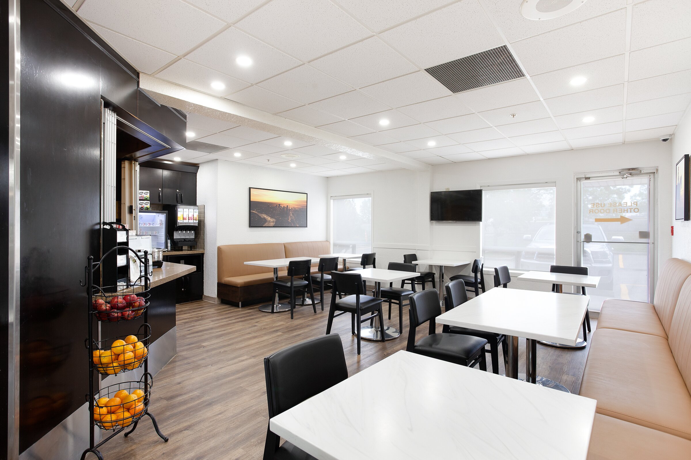 Super 8 by Wyndham Calgary Shawnessy Area-浴室