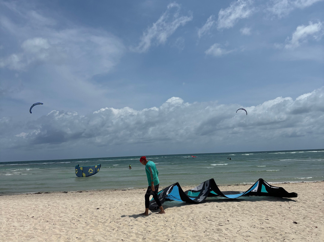 Mahalo Kiteschool - Kitesurfing School in Samui景点图片