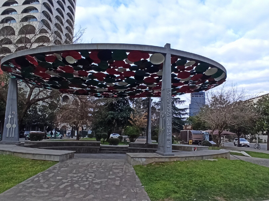 Friendship Monument-地拉那必去景点