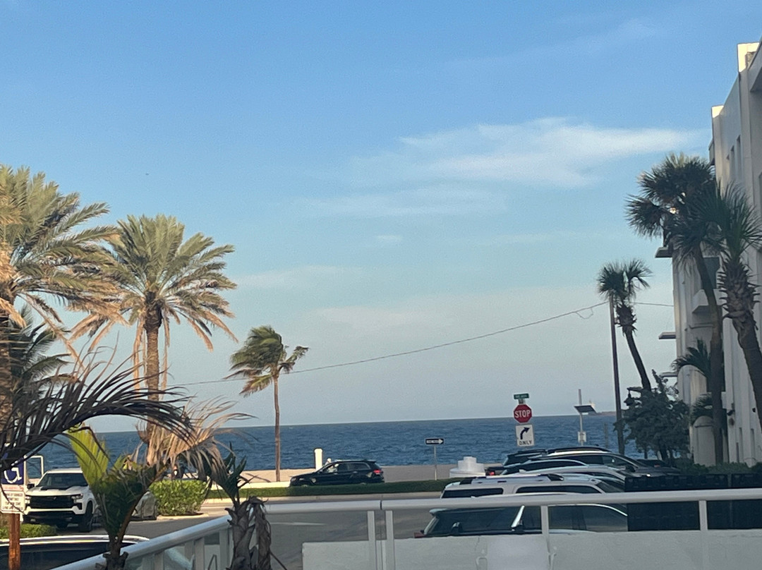 普瑞米尔酒店主图