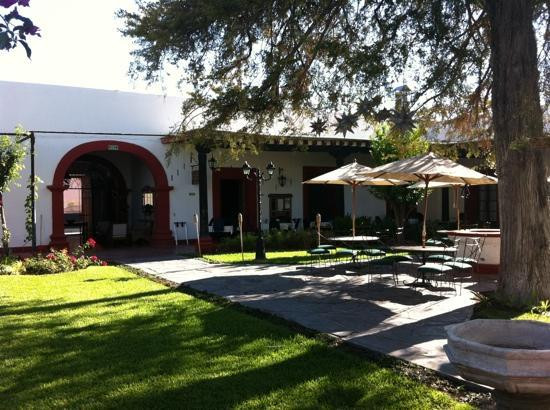 Hotel Hostal el Farol主图