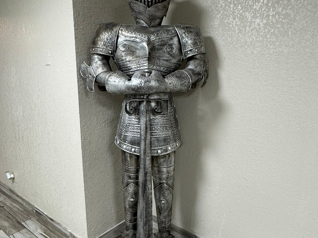 SureStay By Best Western Higginsville主图