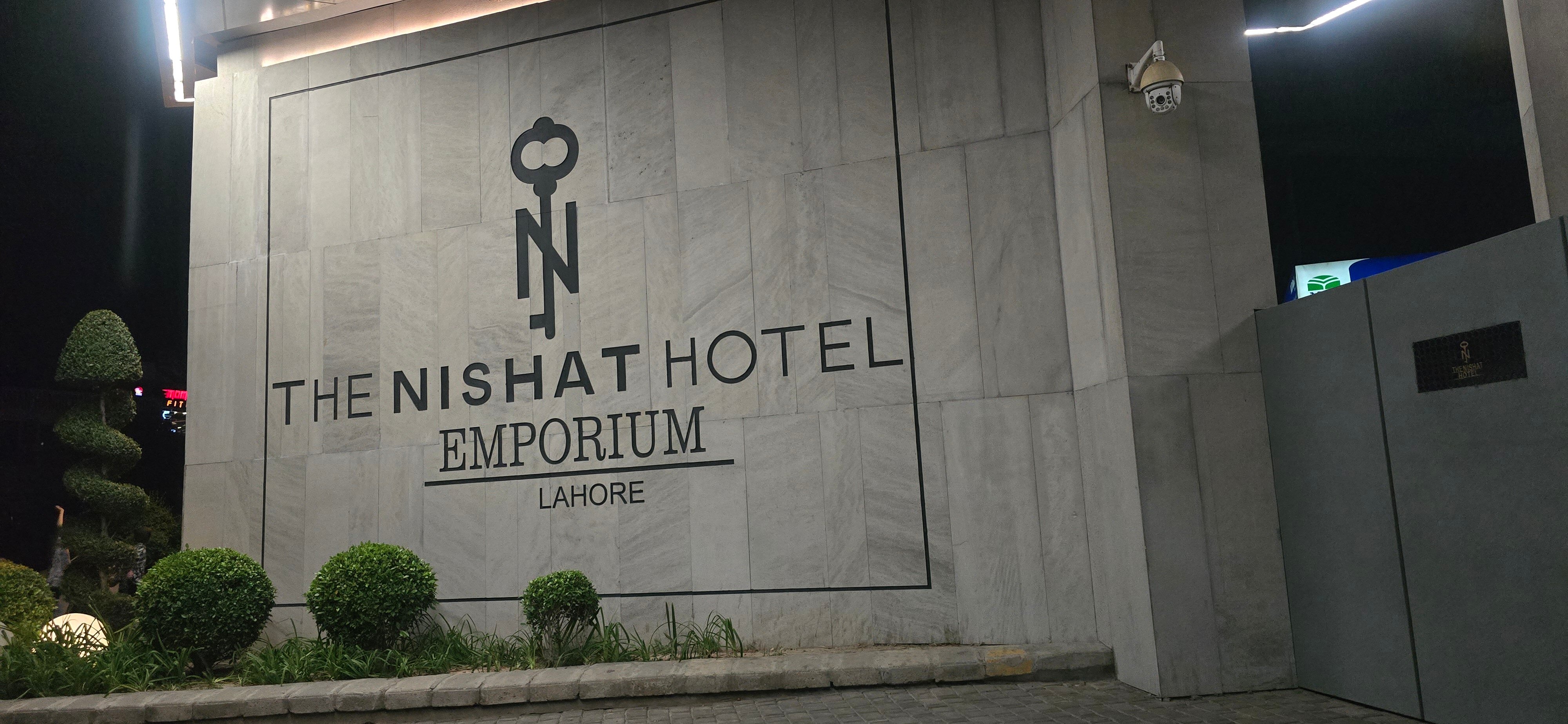The Nishat Hotel-浴室