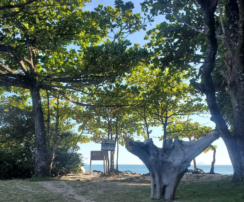 Praia  das Calhetas-圣塞巴斯蒂昂必去景点