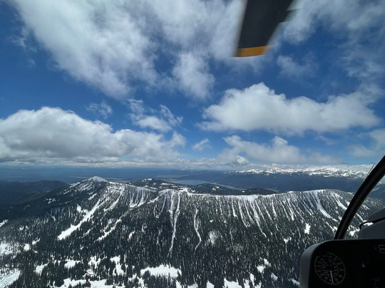 Yellowstone Helicopters-西黄石镇必去景点