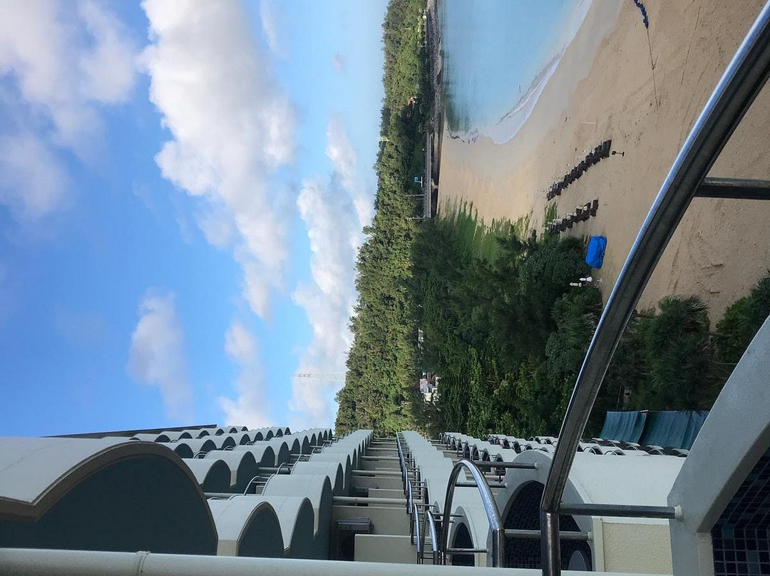 喜濑海滩皇宫酒店主图