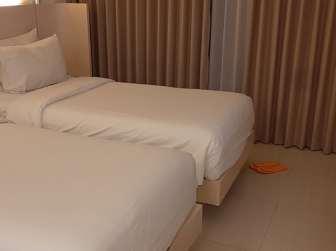 登巴萨哈里斯酒店主图