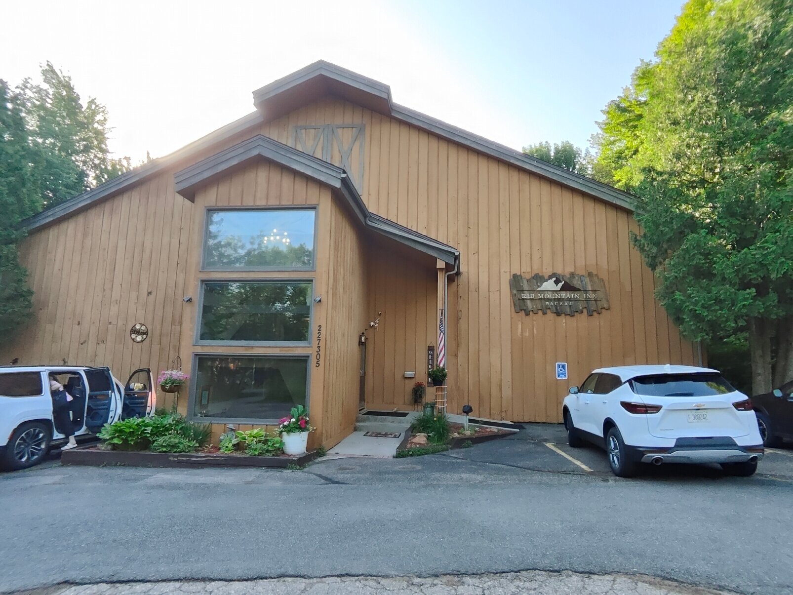 Rib Mountain Inn & Townhouses-官方