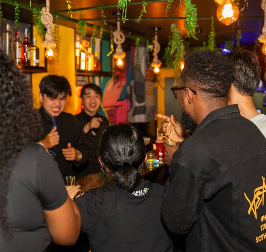 Vibe Hip Hop & Afro Beats Cafe