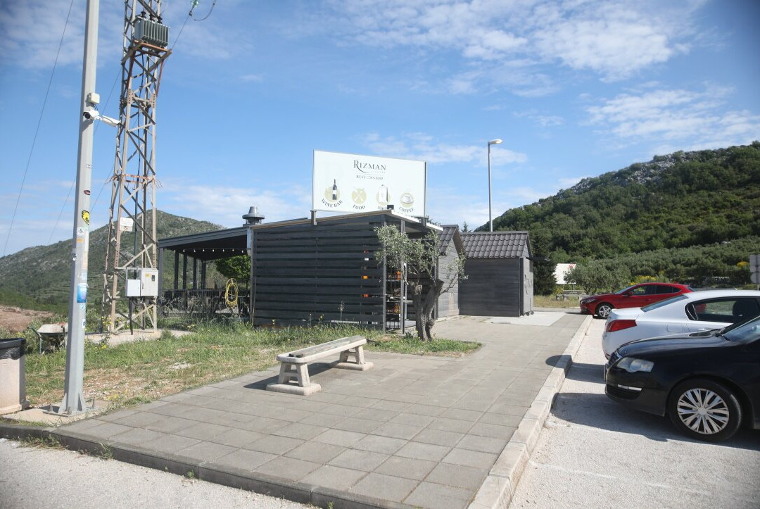 Rizman Rest Stop-Raba必去景点