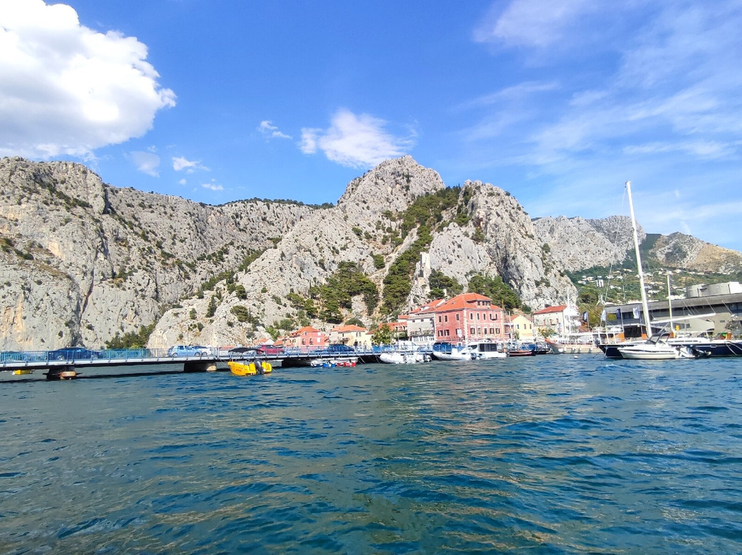 Speedboat Omis-奥米斯必去景点