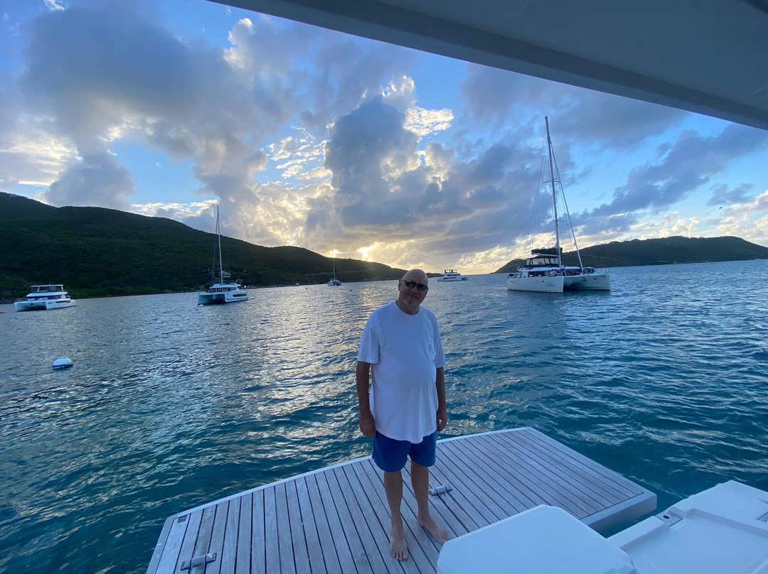 Voyage Charters-托土拉必去景点