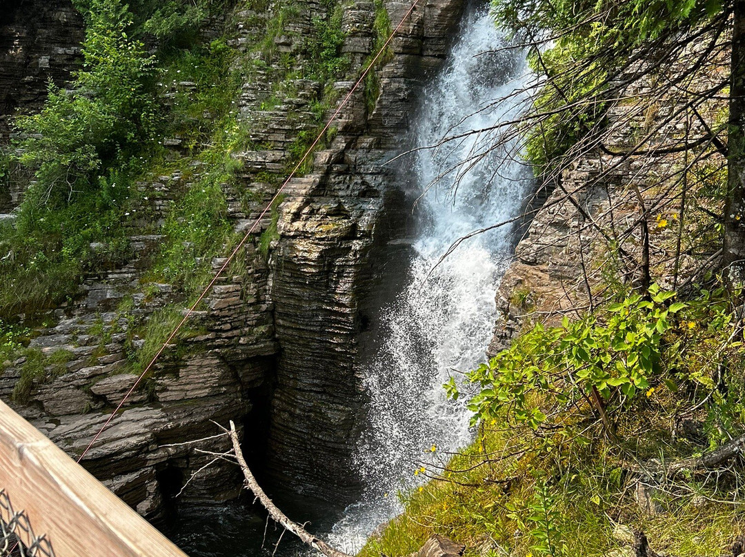 Chute Jean-Larose-博普雷必去景点